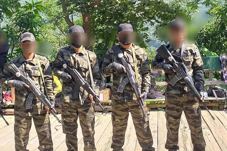 ပုံအညွှန်း - Civic Defense Militia -CDM -Siyin တပ်ဖွဲ့ဝင်များ