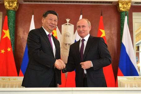တရုတ်သမ္မတရှီကျင့်ဖျင် နှင့်  ရုရှားသမ္မတ ဗလာဒီမာပူတင်