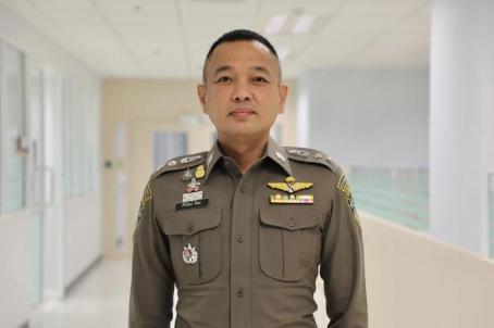 ထိုင်းရဲတပ်ဖွဲ့ နည်းပညာဆိုင်ရာ ရာဇဝတ်မှုနှိမ်နင်းရေး ဌာနခွဲ (TCSD) လက်ထောက်အကြီးအကဲ ရဲဗိုလ်မှူးကြီး Siriwat Deephor 
